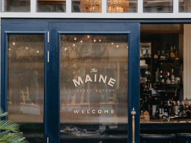 maine street eatery studio city dubai - el mejor restaurante de marisco de Dubái