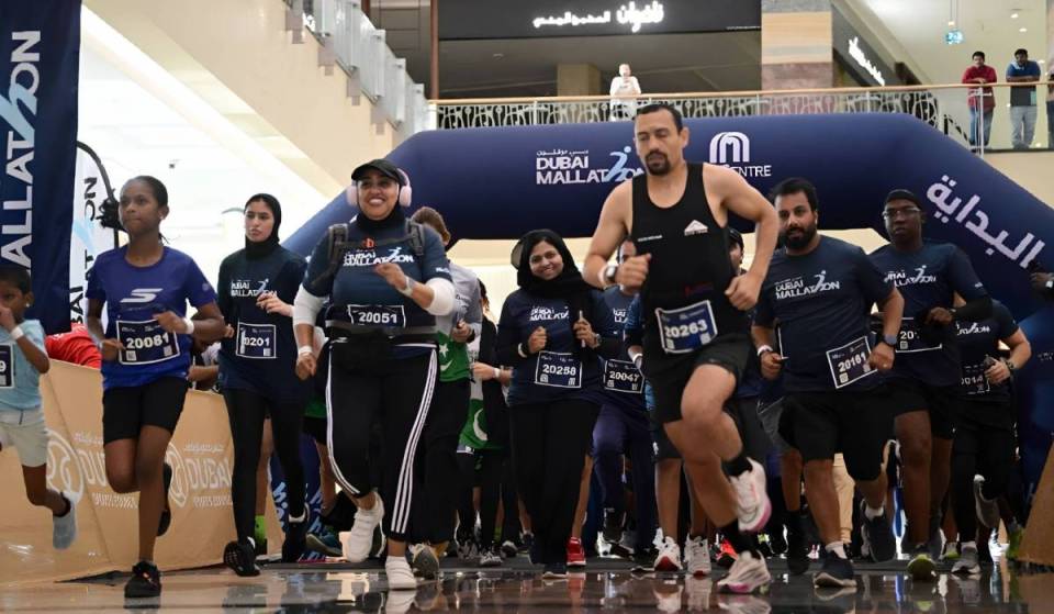 Este evento deportivo en interiores está convirtiendo los centros comerciales más grandes en pistas de atletismo: vuelve el Dubai Mallathon, más grande y mejor que nunca