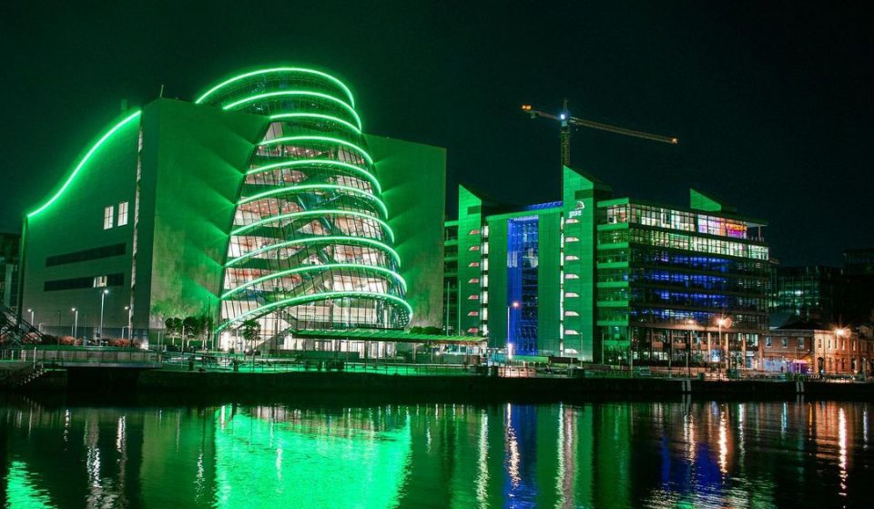 16 Pictures Of Dublin Looking Spectacular In The Green Lights Of Saint Patrick’s Day