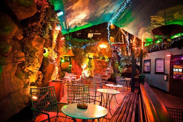 A Magical Candlelight Concert Is Coming To This OpenAir Dublin Space