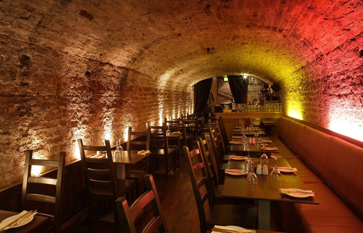 10 Italian Restaurants In Dublin That'll Transport You To Rome!