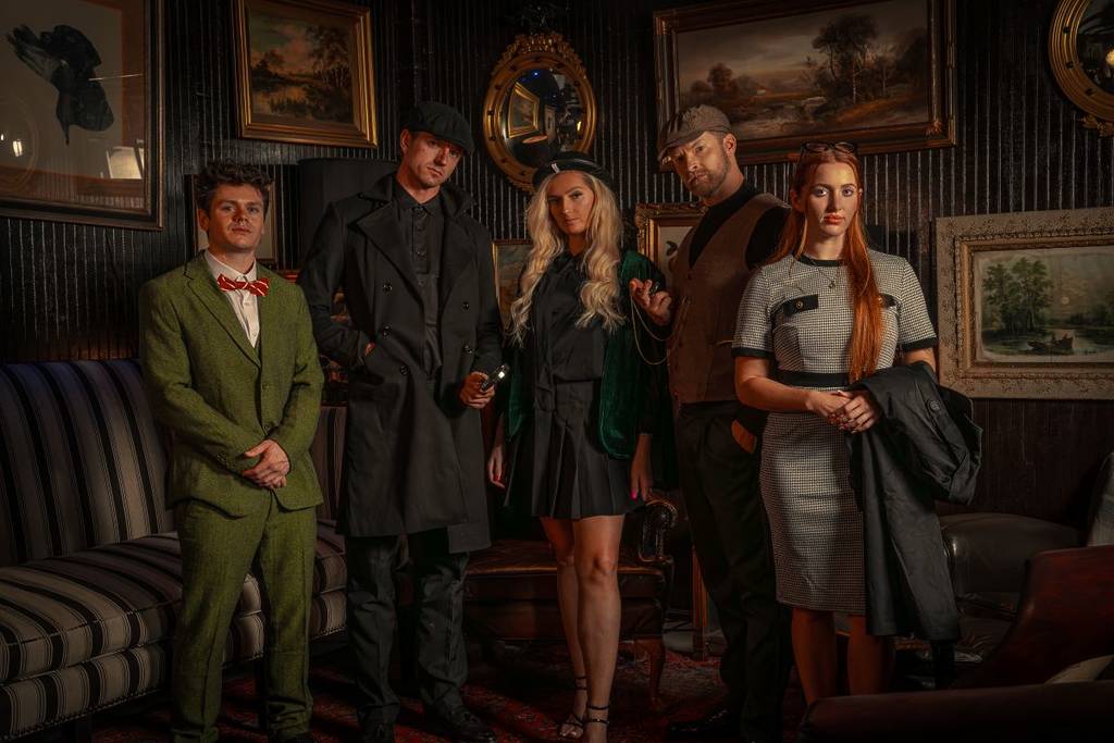 Transport Yourself To Victorian London With This Immersive Sherlock Holmes Mystery Cocktail Experience And Solve A Mysterious Crime