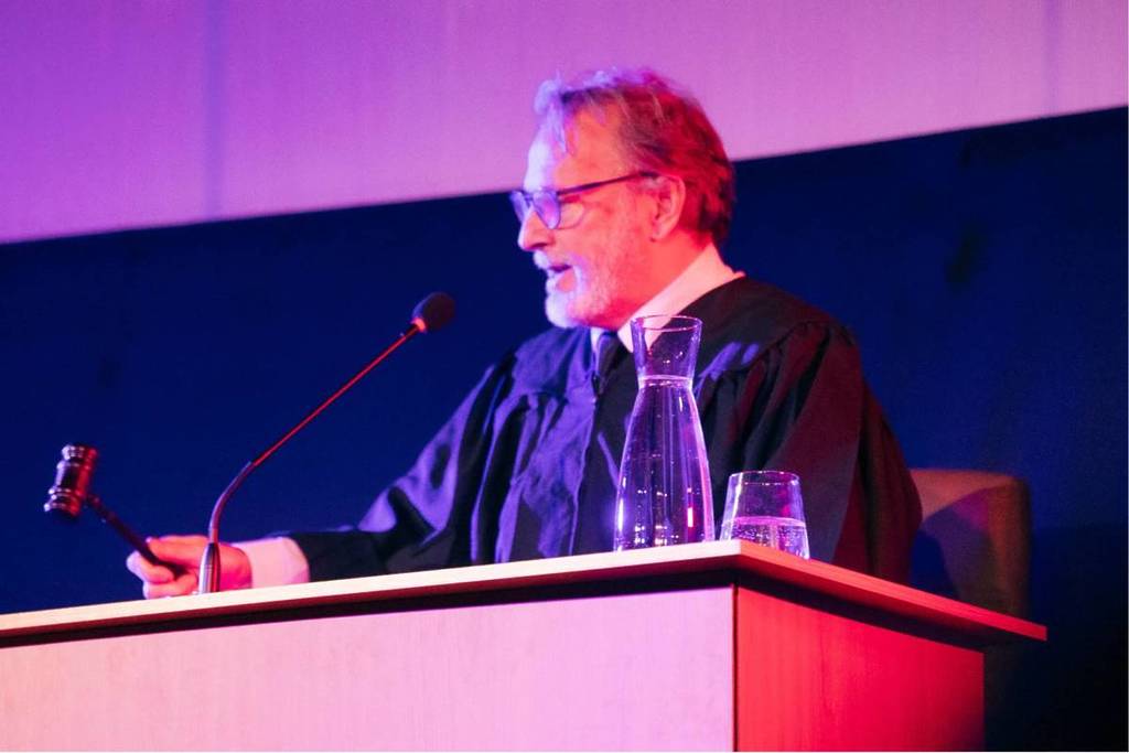 A judge banding his gavel at