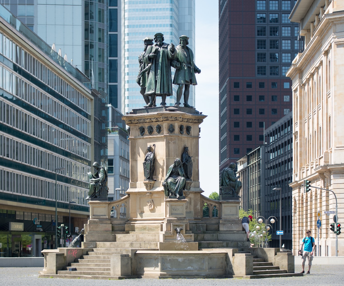 Die beeindruckendsten Denkmäler in Frankfurt