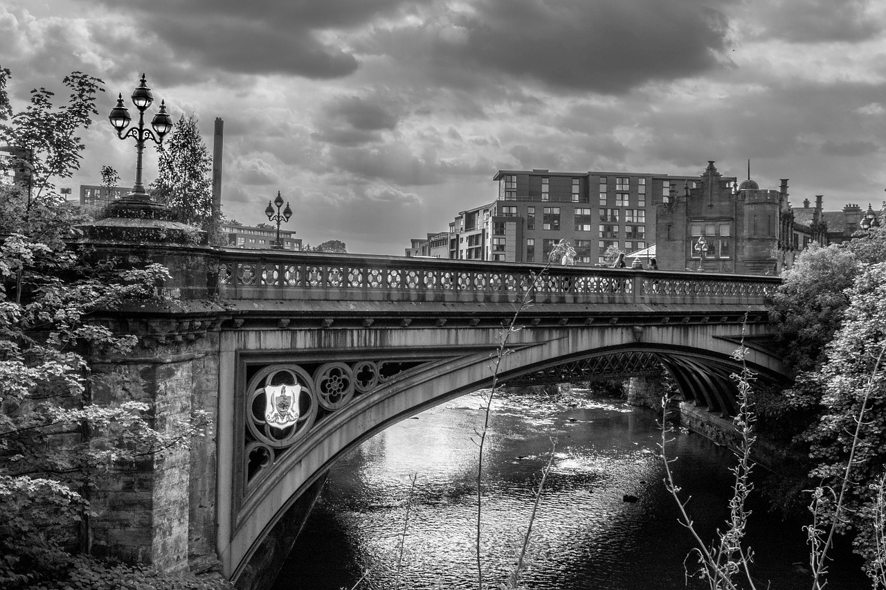 Just Some Photos Of Glasgow Looking Moody In Black And White Secret