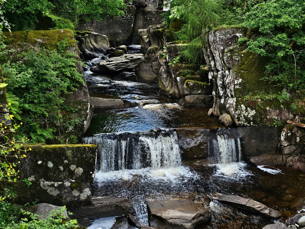 bracklinn falls waterfalls near glasgow