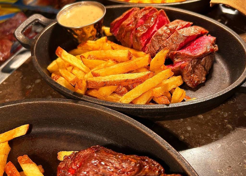 chateau-x glasgow steak and frites