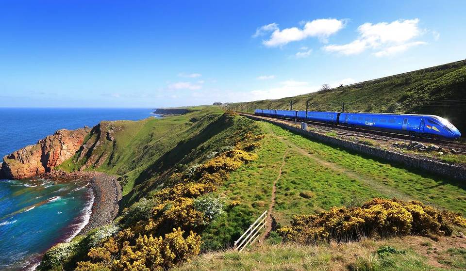 Passengers Can Now Travel On This New Affordable Train Service Between Glasgow And London Starting From £33.10 – Including A Brand New Service Between Stirling And The Capital That Has Just Launched