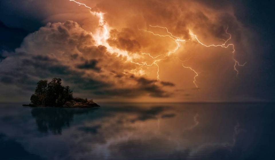 The extended times the Met Office has issued a Yellow Thunderstorm Weather Warning for Glasgow and the rest of Scotland