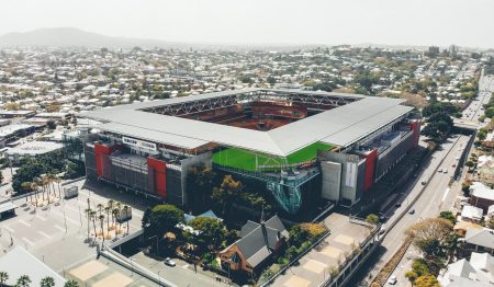 18 Images Of The (Almost) 50,000 Strong Crowd Witnessing Queensland’s State Of Origin Triumph
