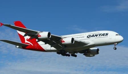 Qantas CEO Tells Aussies That If They Want To Fly Internationally, They’re Gonna Have To Be Vaccinated