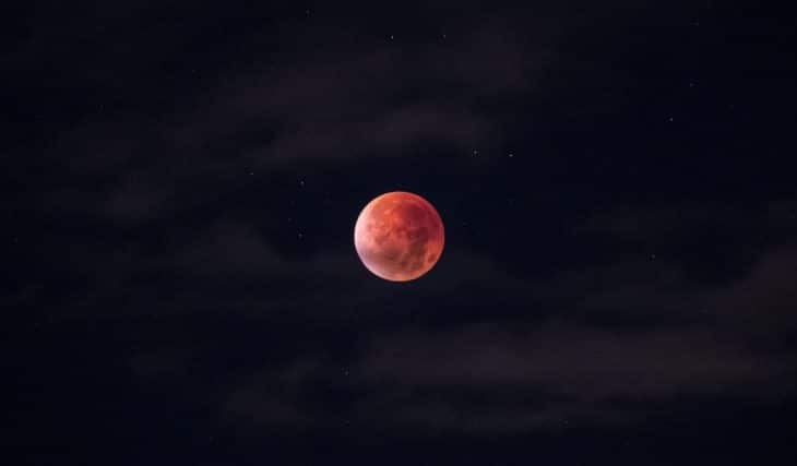 A Glorious Strawberry Supermoon Will Be Visible Across Australian Skies Tonight