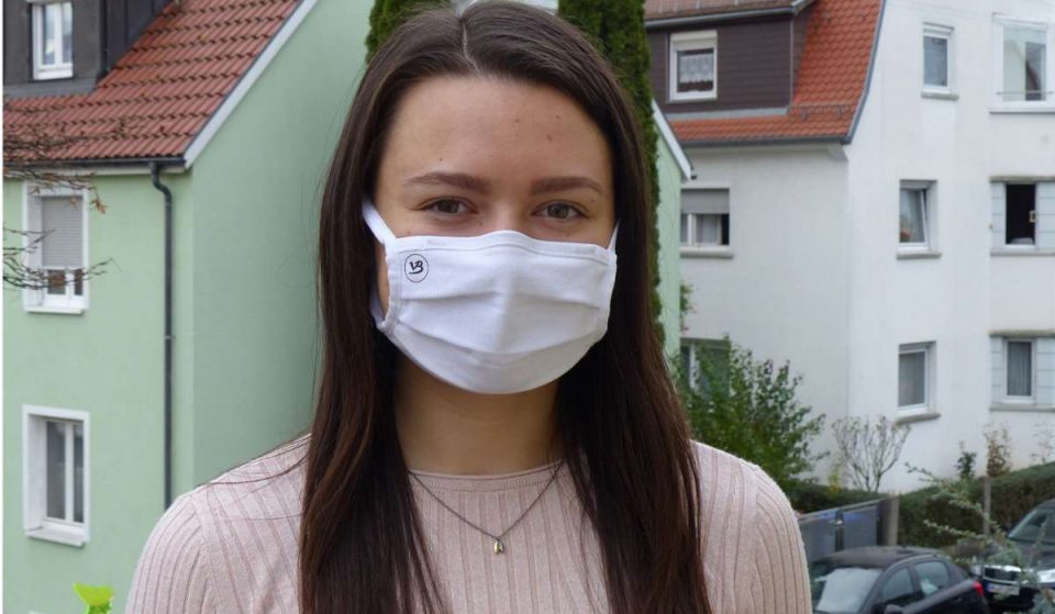 Die 19-jährige Erfinderin der Maske für Glasträger ist jetzt eine Vollblutunternehmerin