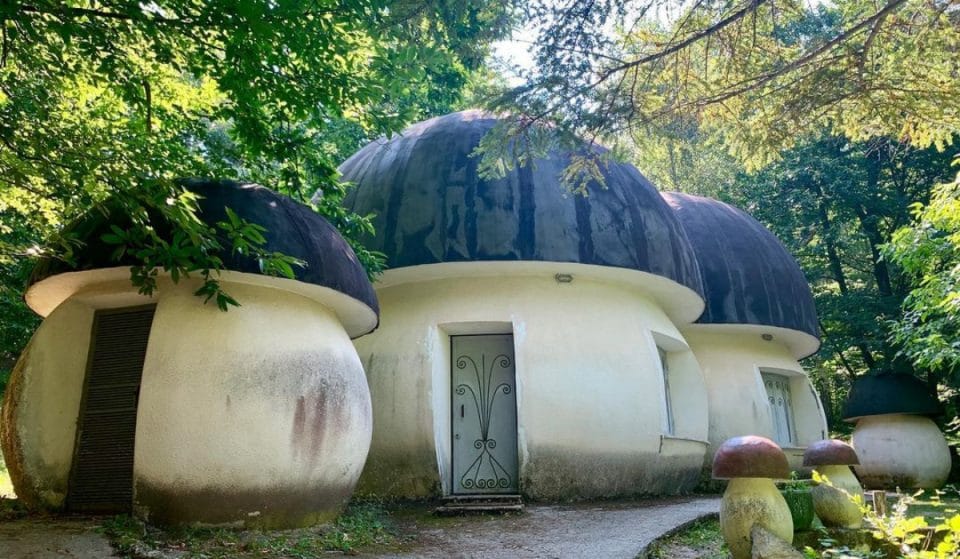 Das Schlumpfdorf existiert und befindet sich in Italien