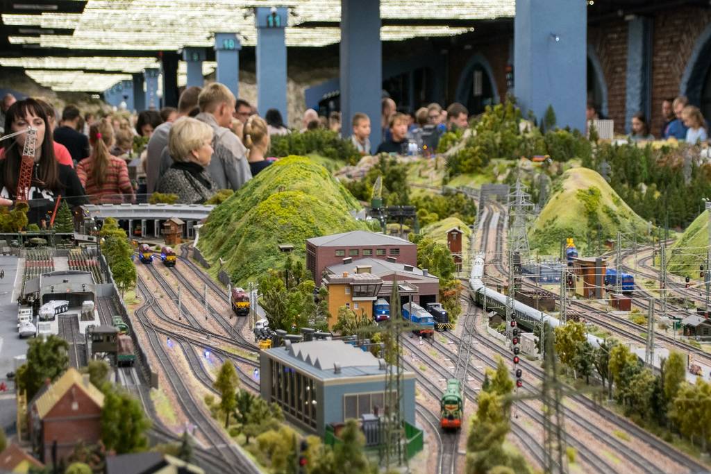 Visitors to Miniatur Wunderland