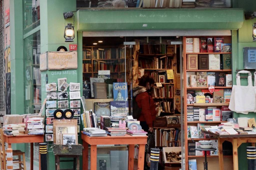 Eingang eines Bücherladens