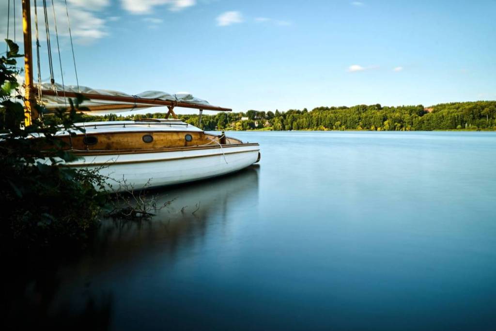 A boat moored on the lake in Ratzeburg