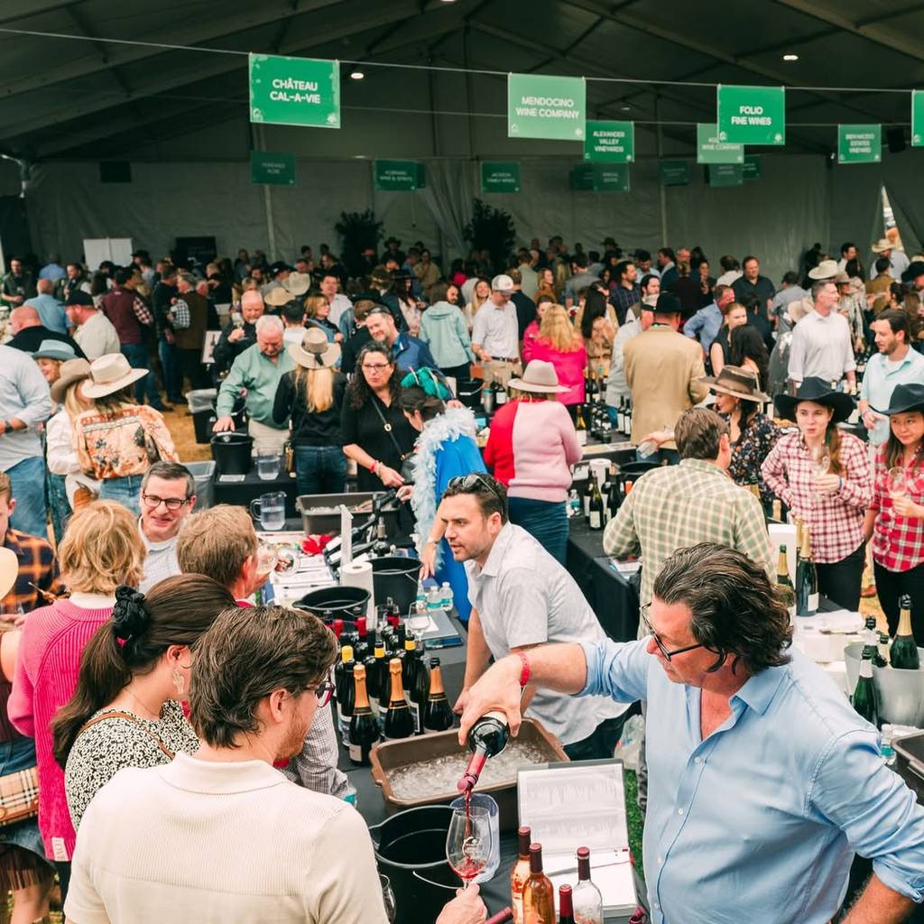 Image shows crowds attending the Wine & Food classic.
