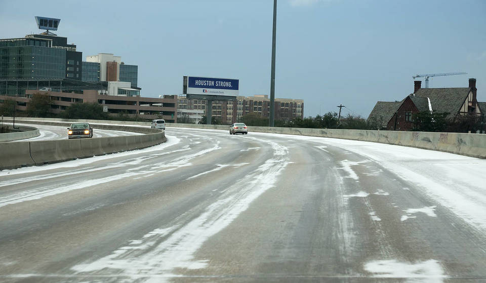 I-10 Shut Down In Both Directions Due To Ice, Overturned 18-Wheeler