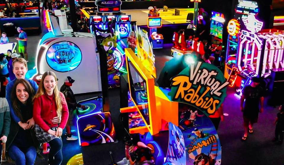 Electrifying 100,000-Sq-Ft Entertainment Center In HTX Pedals In Go-Karts, Arcades, & More