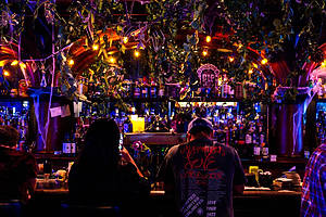 10 frighteningly festive Halloween bars in Houston