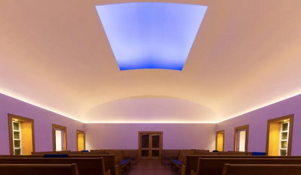 This Ethereal James Turrell &#8216;Skyspace&#8217; Experience Is Housed Inside A Local Houston Church