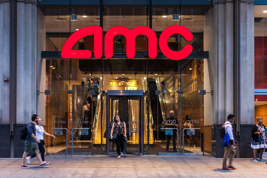 Imagen de la fachada de un cine AMC.