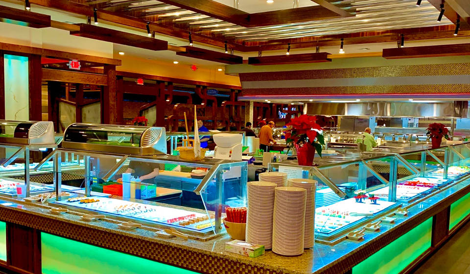 The ‘Largest Buffet In Texas’ Is In This Houston Suburb And Offers Over 300 Plates