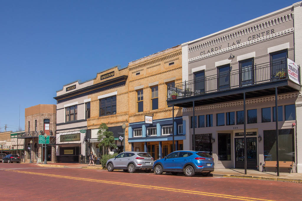 Image shows the downtown square in Nacogdoches, Texas