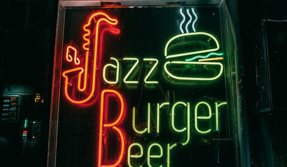 Houston’s Hidden Jazz Heartbeat — A Neighborhood-By-Neighborhood Guide To The Soulful Corners of The City (El latido oculto del jazz de Houston: guía barrio por barrio de los rincones con alma de la ciudad)