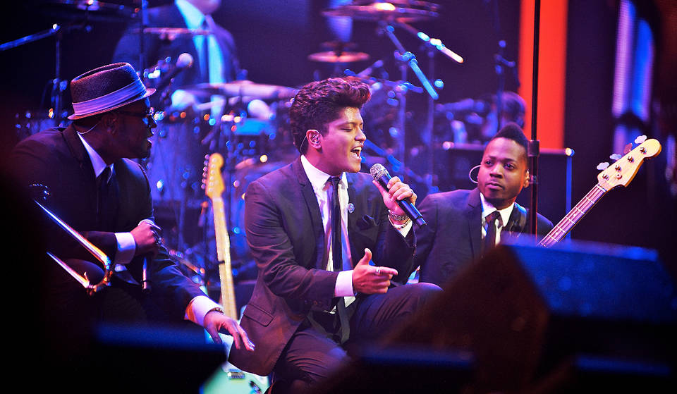 Bruno Mars Is Coming To Houston! Everything You Need To Know For “The Romantic Tour”