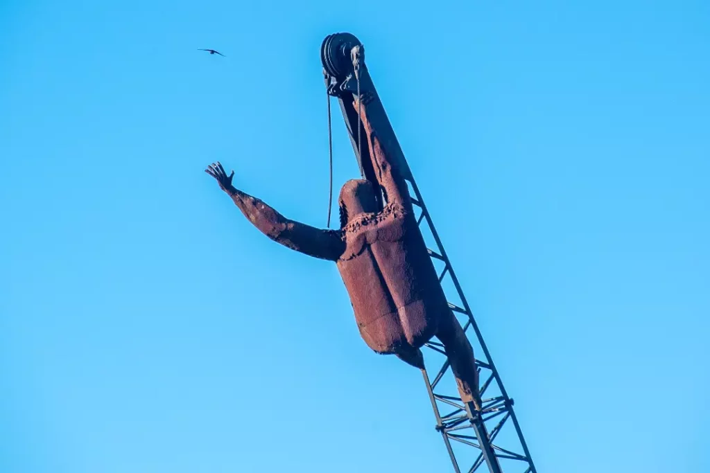 Image shows a King Kong sculpture at Eclectic Menagerie Park in Houston. 