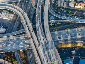 Acosada por los cambios de carril agresivos y el tráfico denso, Houston figura oficialmente como una de las peores ciudades de EE. UU. para conducir