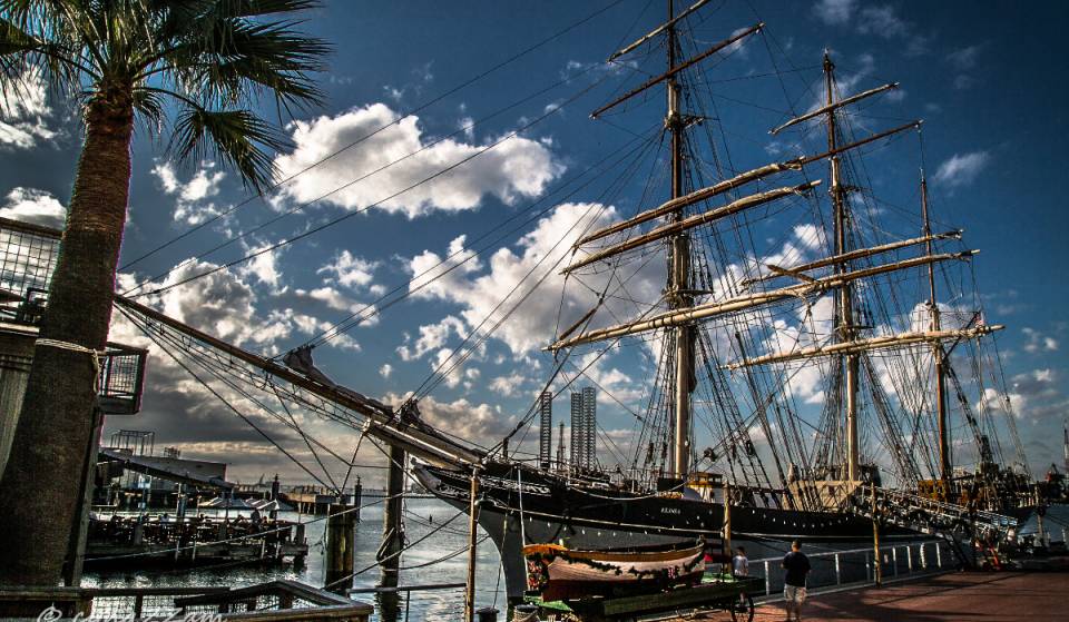 Este majestuoso velero de 1877 es uno de los últimos del mundo que aún navega, y puedes subir a bordo este fin de semana a solo una hora de Houston
