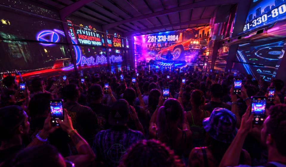 El rapero de «Still Tippin», Mike Jones, será el cabeza de cartel del nuevo evento inmersivo «Art After Dark», para mayores de 21 años, que se celebrará en un almacén de Houston este octubre