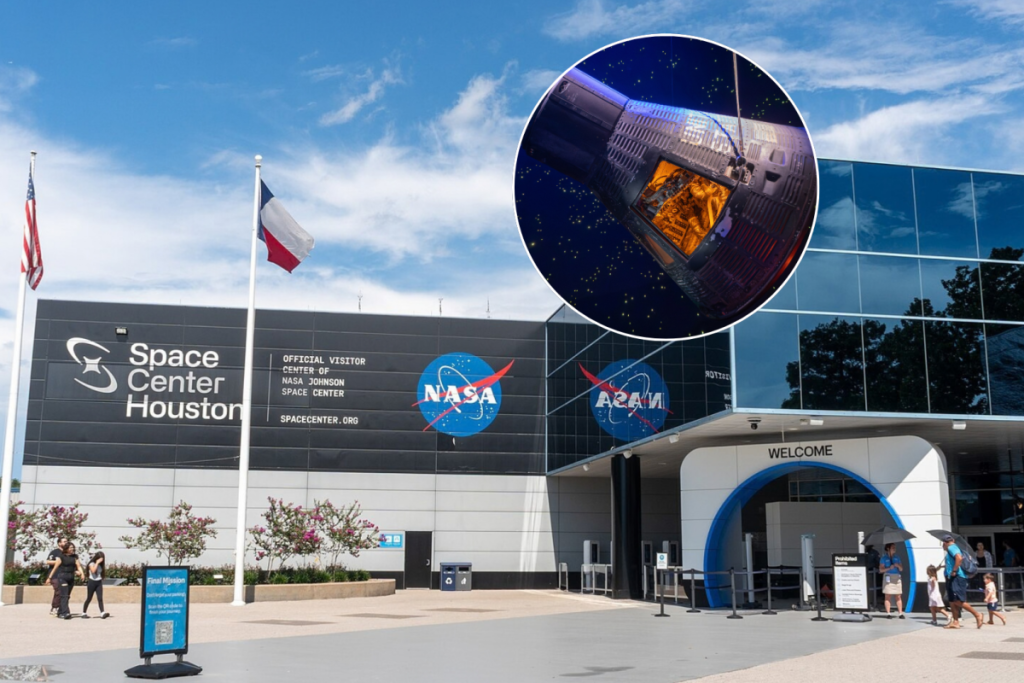 El exterior del museo de ciencias y centro de visitantes Space Center Houston, junto con la cápsula Faith 7