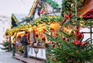 El mercado navideño alemán auténtico más grande de la zona de Houston vuelve este diciembre con más de 150 puestos y entrada gratuita