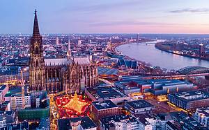 Magisches Kölner Weihnachts-Highlight: Im Elfenhaus erwarten euch besinnliche Konzerte im Advent