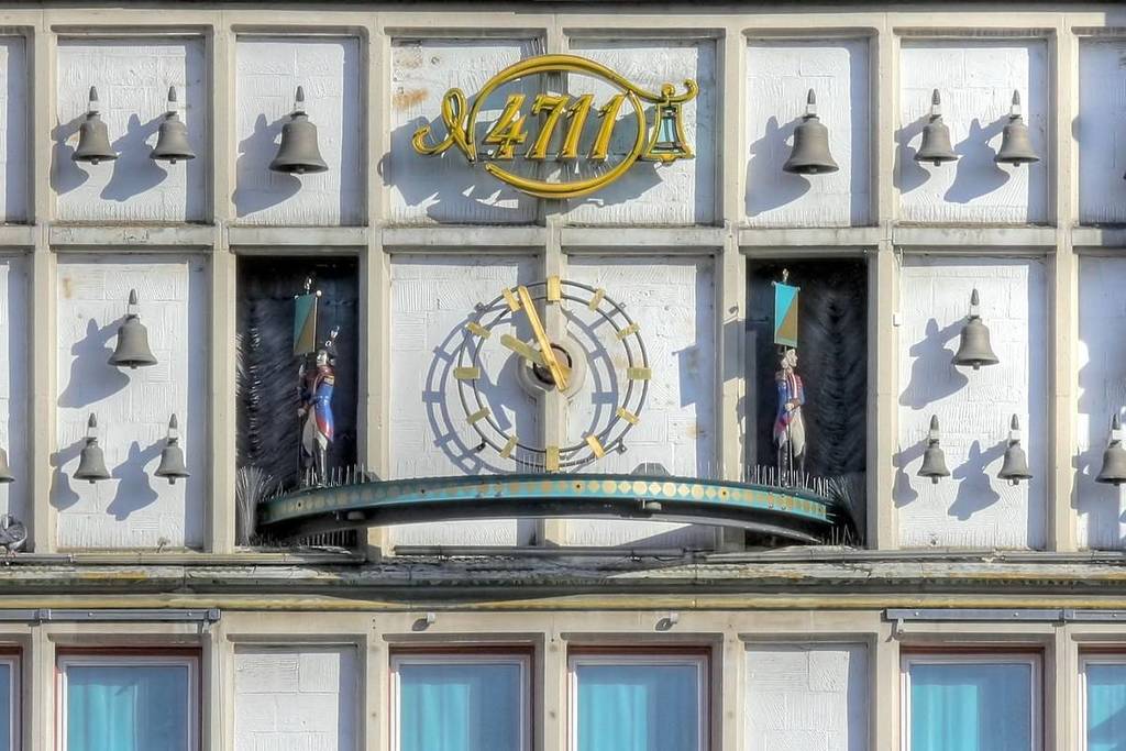 The carillon at the 4711 flagship store in Cologne.