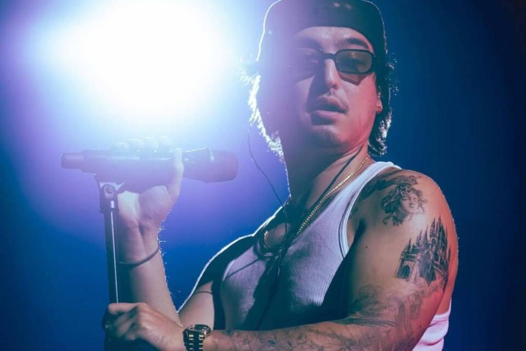 Der weltweit gefeierte Sänger und Produzent Joji kommt mit seiner spektakulären „Solaris Tour“ nach Köln.