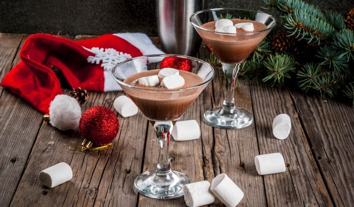 A Naughty Pop-Up Cocktail Experience Hosted By Bad Santa Is Coming To Las Vegas