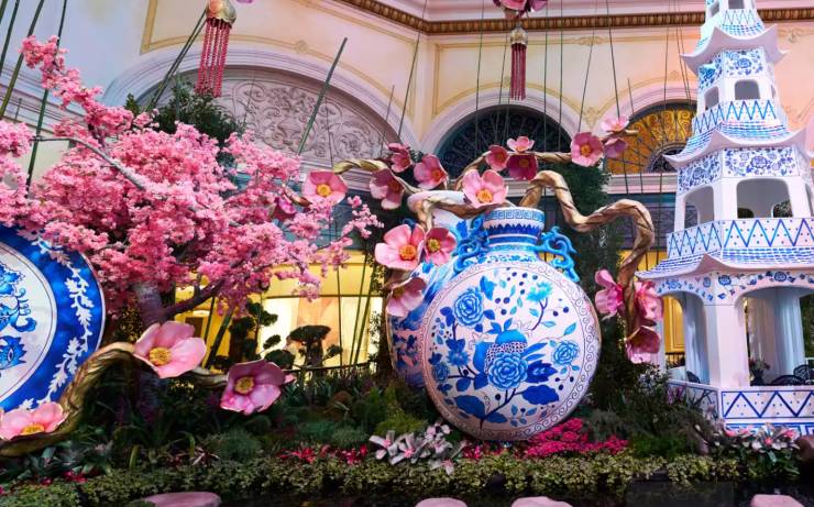 Bellagio seasonal display in Vegas