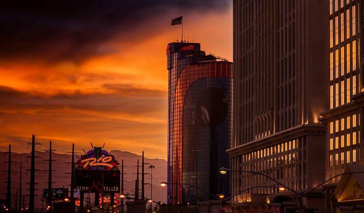 10 seasonal things to do in Vegas after sunset