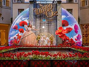Sigue el camino de baldosas amarillas» cobra vida en el Venetian de Las Vegas.
