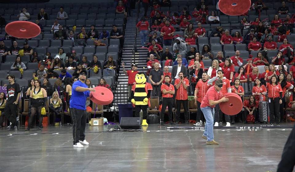 Only In Vegas: The Housekeeping Olympics Returns, Drawing Over 12,000 Enthusiasts &#038; Cleaning Pros