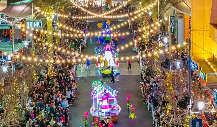 This Free Holiday Parade Returns To Downtown Summerlin With Festive Floats, Snow Flurries & Santa