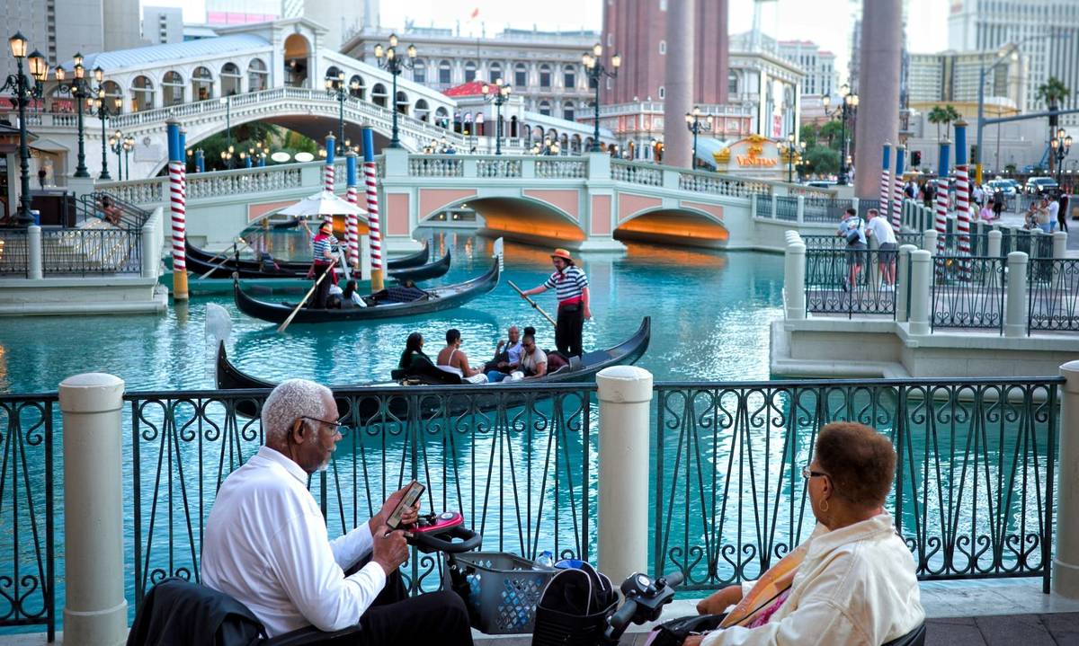 romantic lunch in Las Vegas