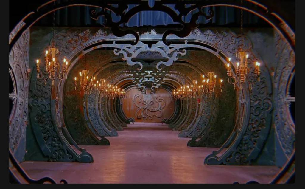 entrance to Oddyssey Manor in Vegas