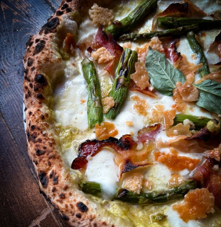 pizza de temporada en Settebello
