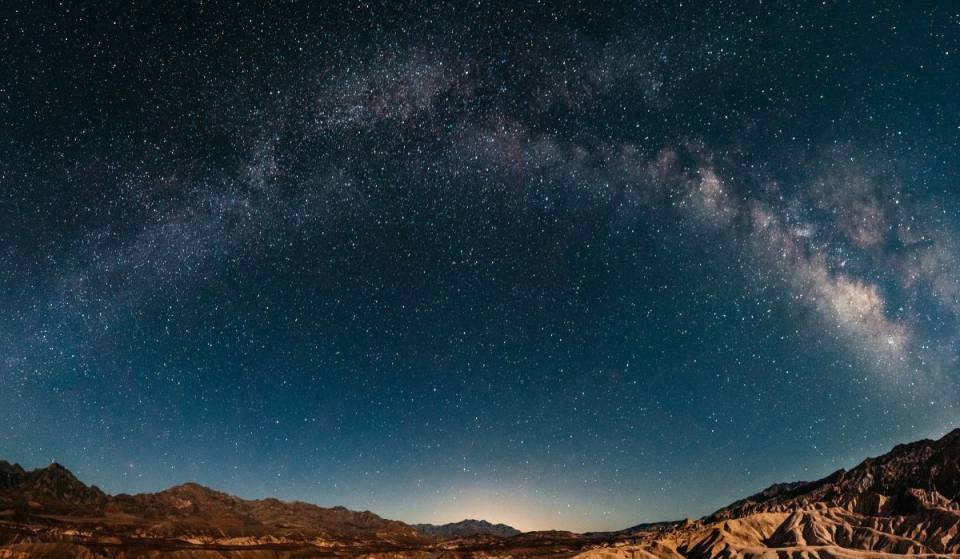 Deep inside America’s largest national park, this stargazing trip takes you across 3.4 million acres of wilderness with stunning views of the Milky Way